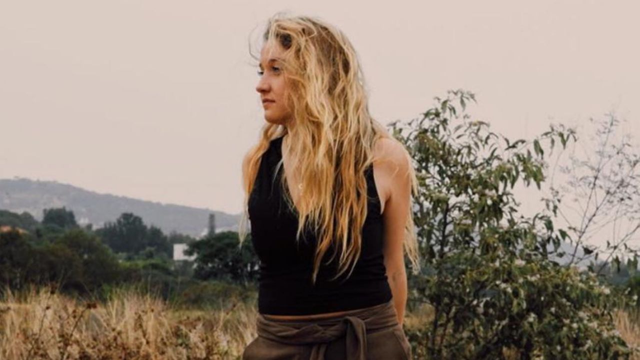 Hija de Angélica Rivera enseña “piernón” y grandes atributos en Instagram con sensual vestido