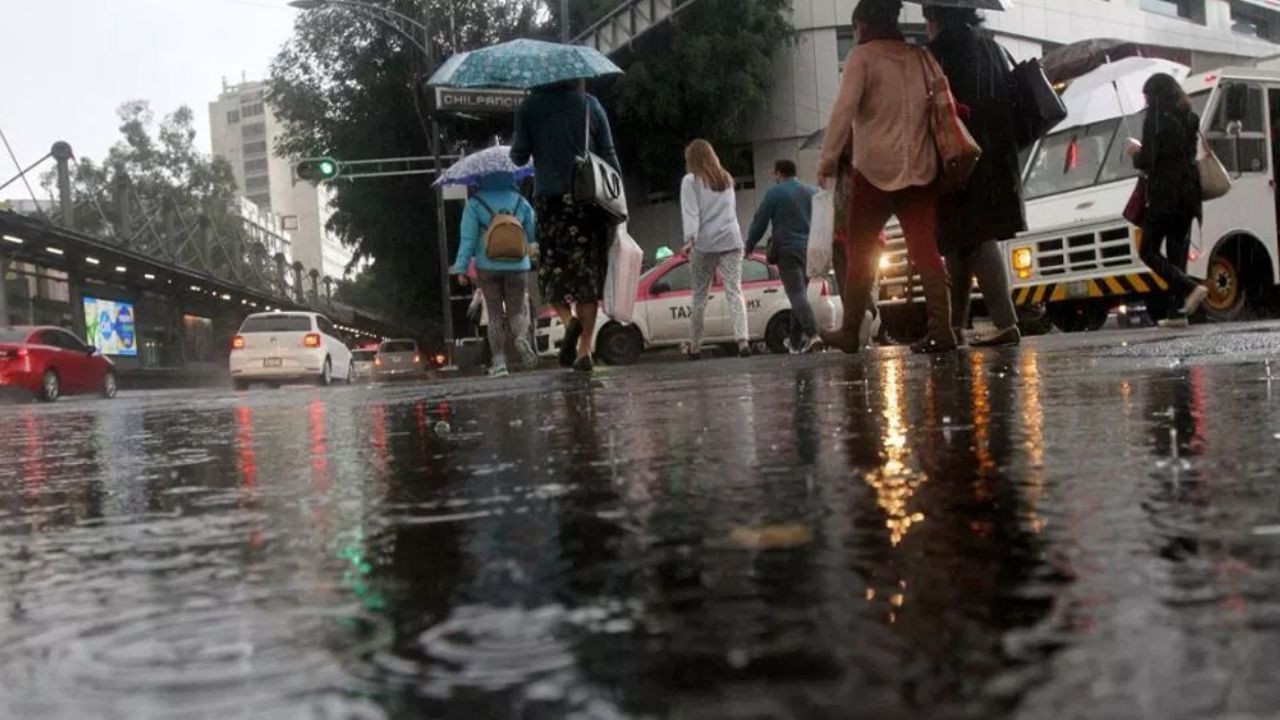 Clima HOY jueves 26 de febrero en la NOCHE: LLUVIAS AISLADAS y CHUBASCOS se presentarán en estas regiones