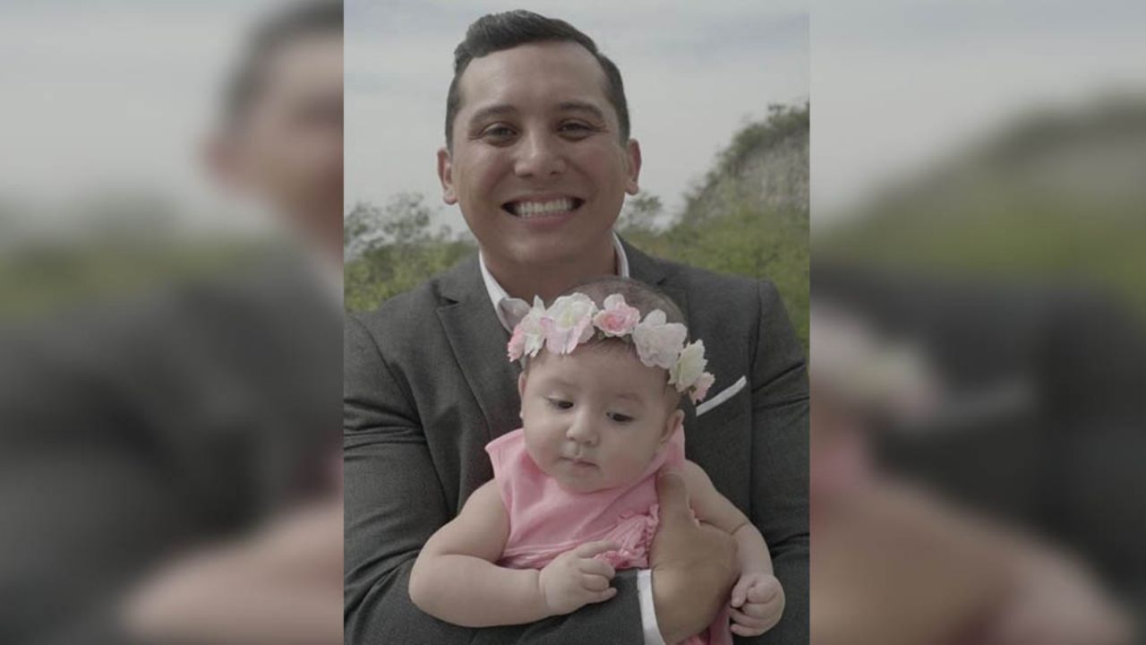 Tunden a Edwin Luna en foto de su hija Gianna: “Salió igual de naquita que la mamá”