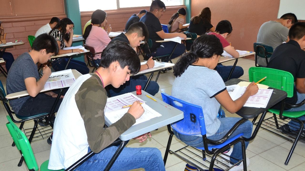 Estudiante de Ecatepec, con puntuación más alta en examen de admisión del Comipems