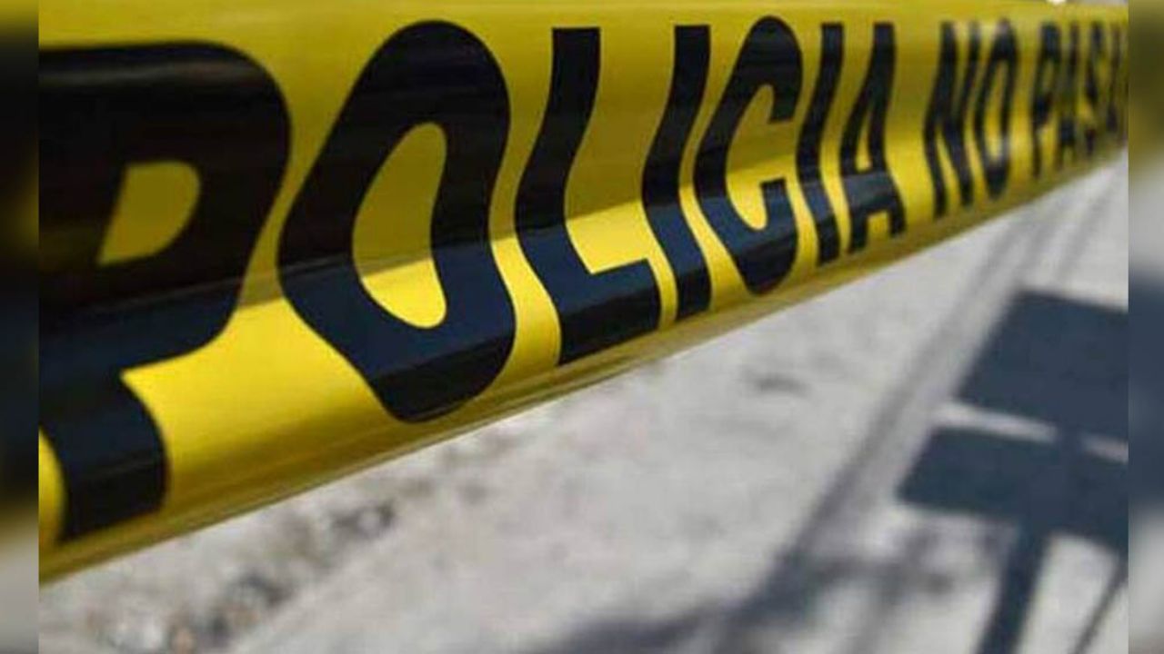 Jorge es asesinado a balazos por sicarios al interior de su negocio de venta de huaraches en Michoacán