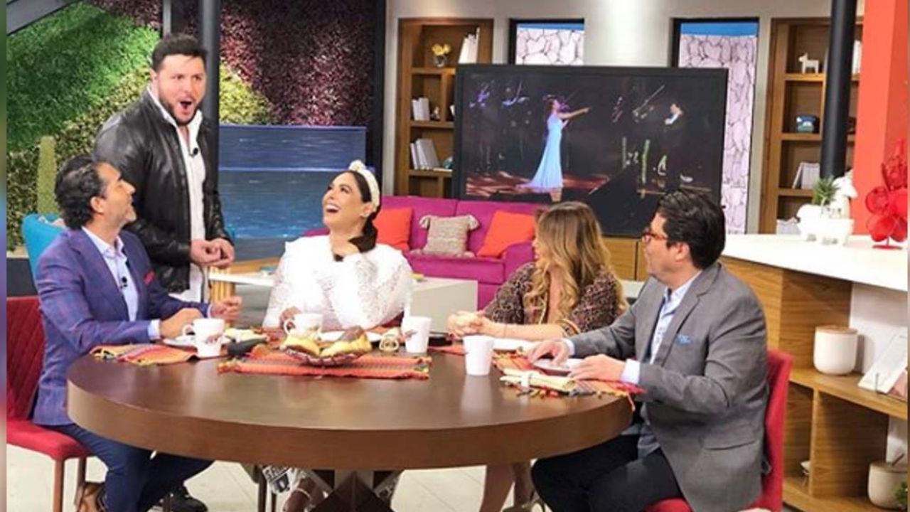 “¿No quieres un cojín?”: Sin pena alguna, Paul alburea a Galilea Montijo en ‘Hoy’