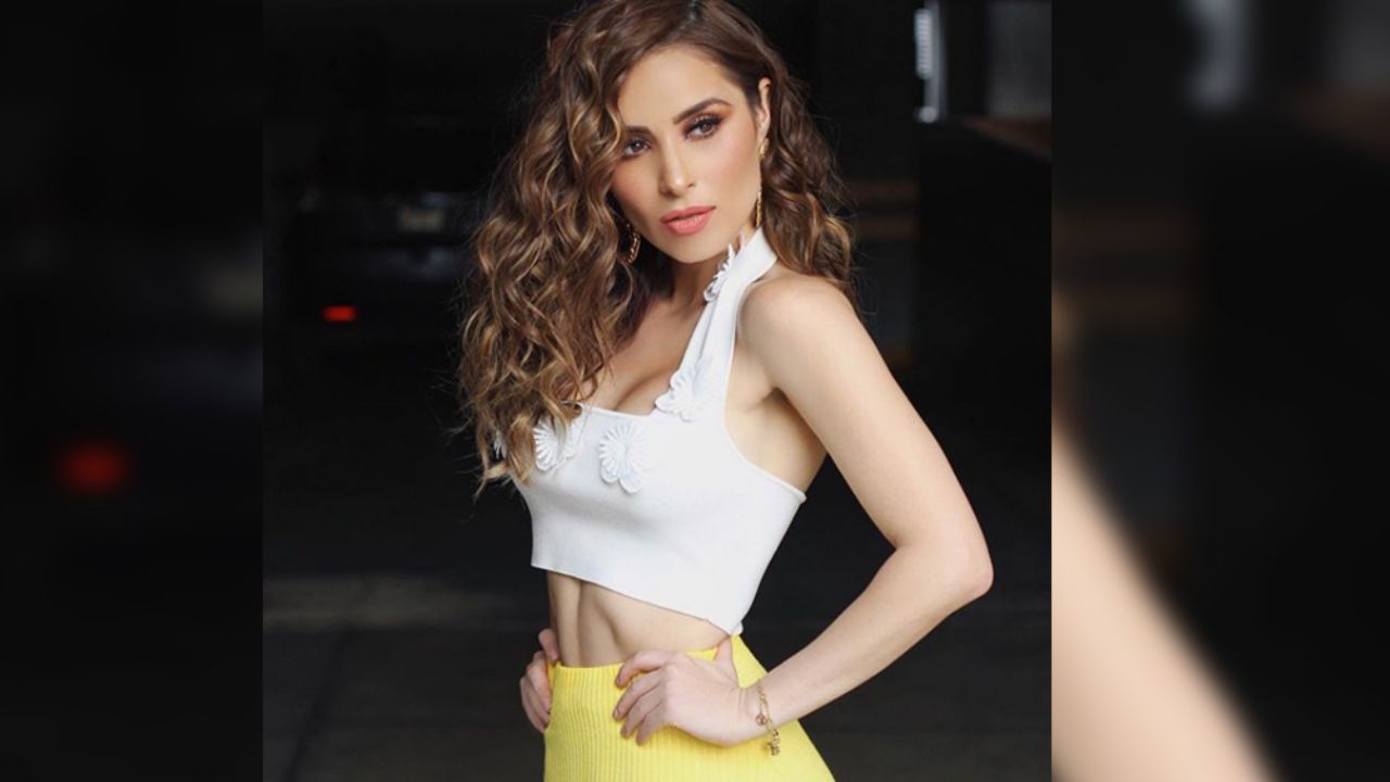 Desde TV Azteca: Cynthia Rodríguez conquista con moderno vestido estilo ‘tie dye’ en ‘VLA’