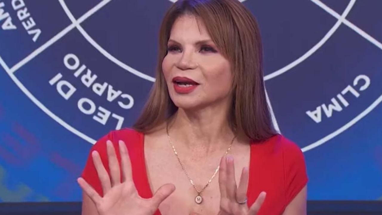 ¡Tiene galán! Mhoni Vidente pide a fans que no le coqueteen: “Estoy comprometida”