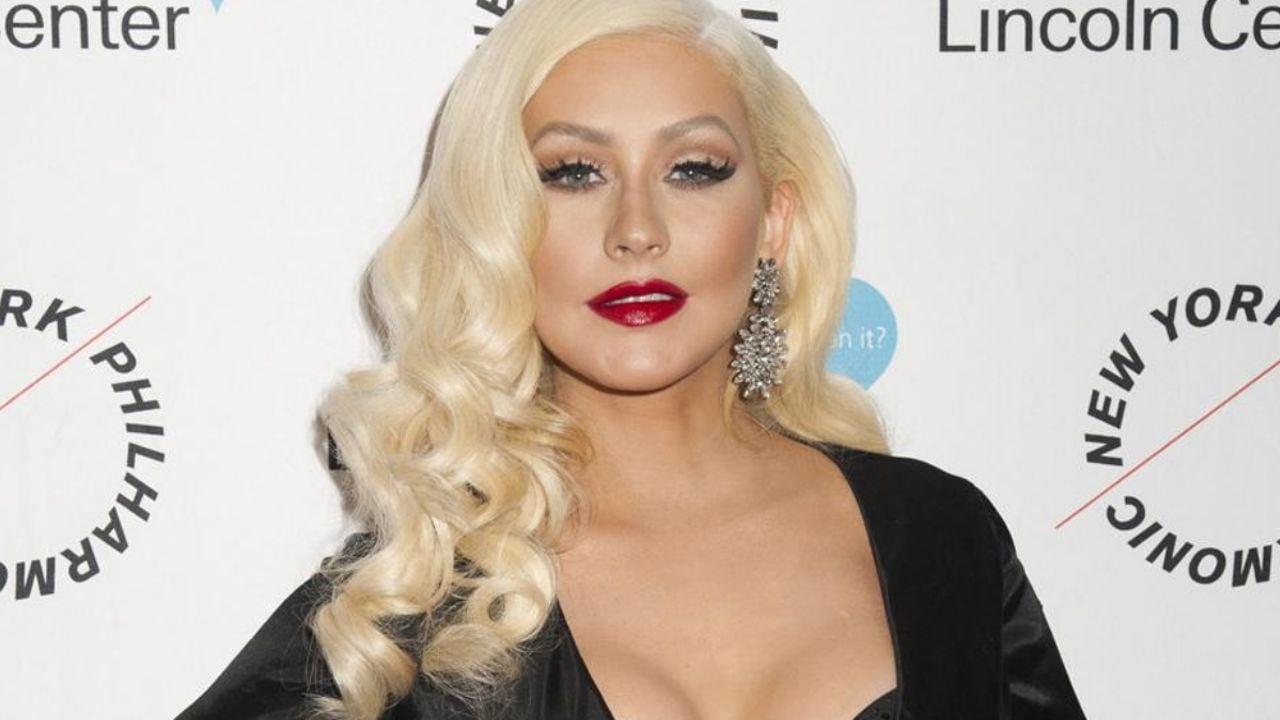 Christina Aguilera alegra el 2020 con una nueva versión de ‘Reflection’ y causa euforia