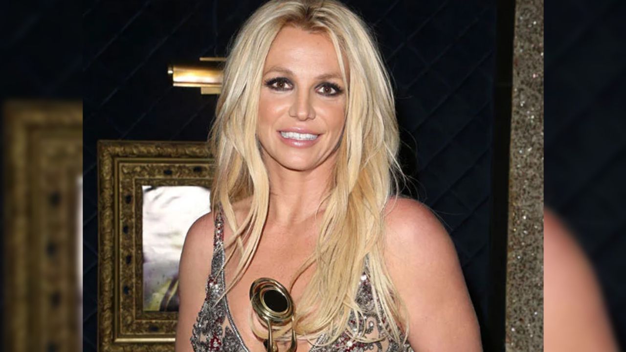 Tras perder la tutela, Britney Spears se queda sola: Abogado la abandona y máganer renuncia