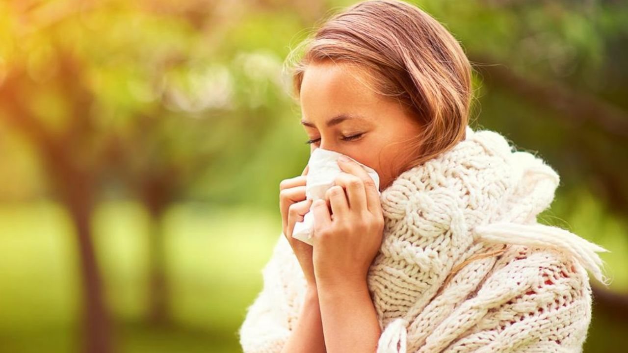 Covid-19: Este es el síntoma al que debes prestar atención si tienes alergias