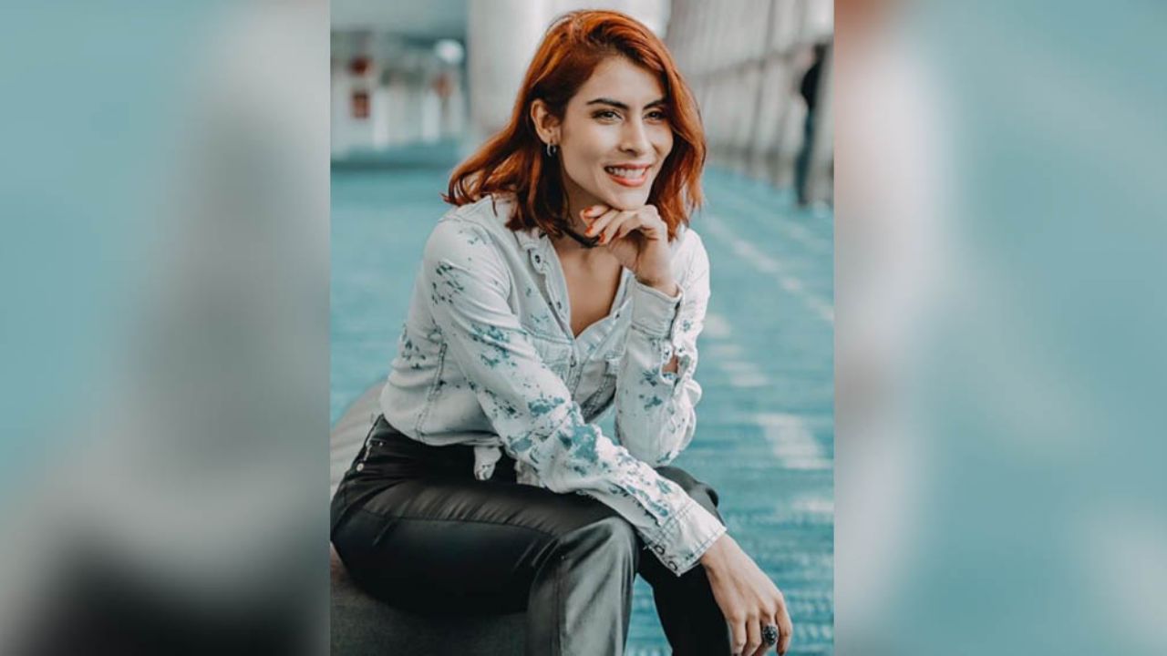 María León saca brillo a la pista al mostrar videos de los ensayos de ‘Hoy No Me Puedo Levantar’