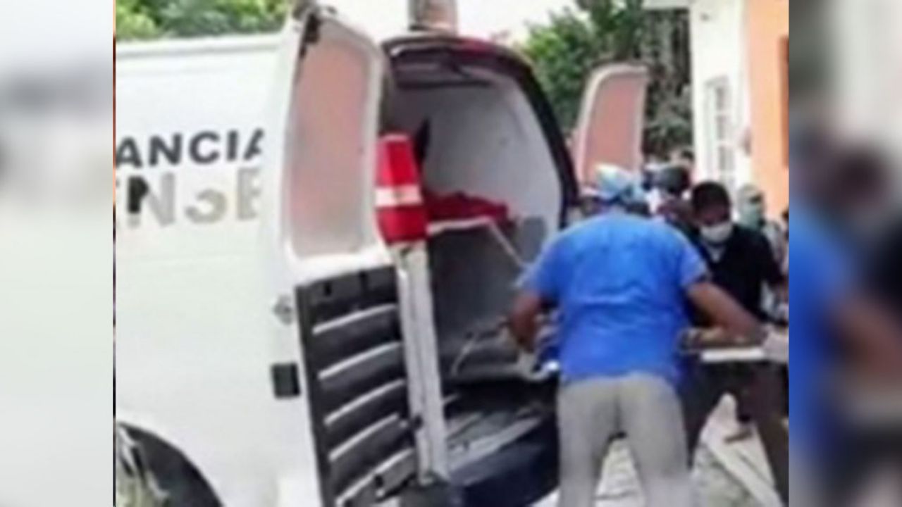 Junto a una barranca, hallan el cuerpo descompuesto de una persona; se desconoce su identidad