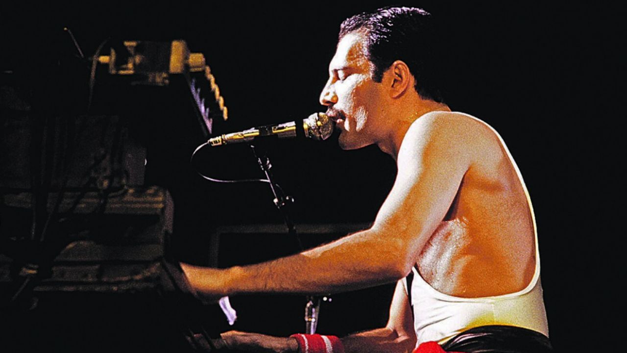 A 29 años de su partida, fans recuerdan a Freddie Mercury en su cumpleaños