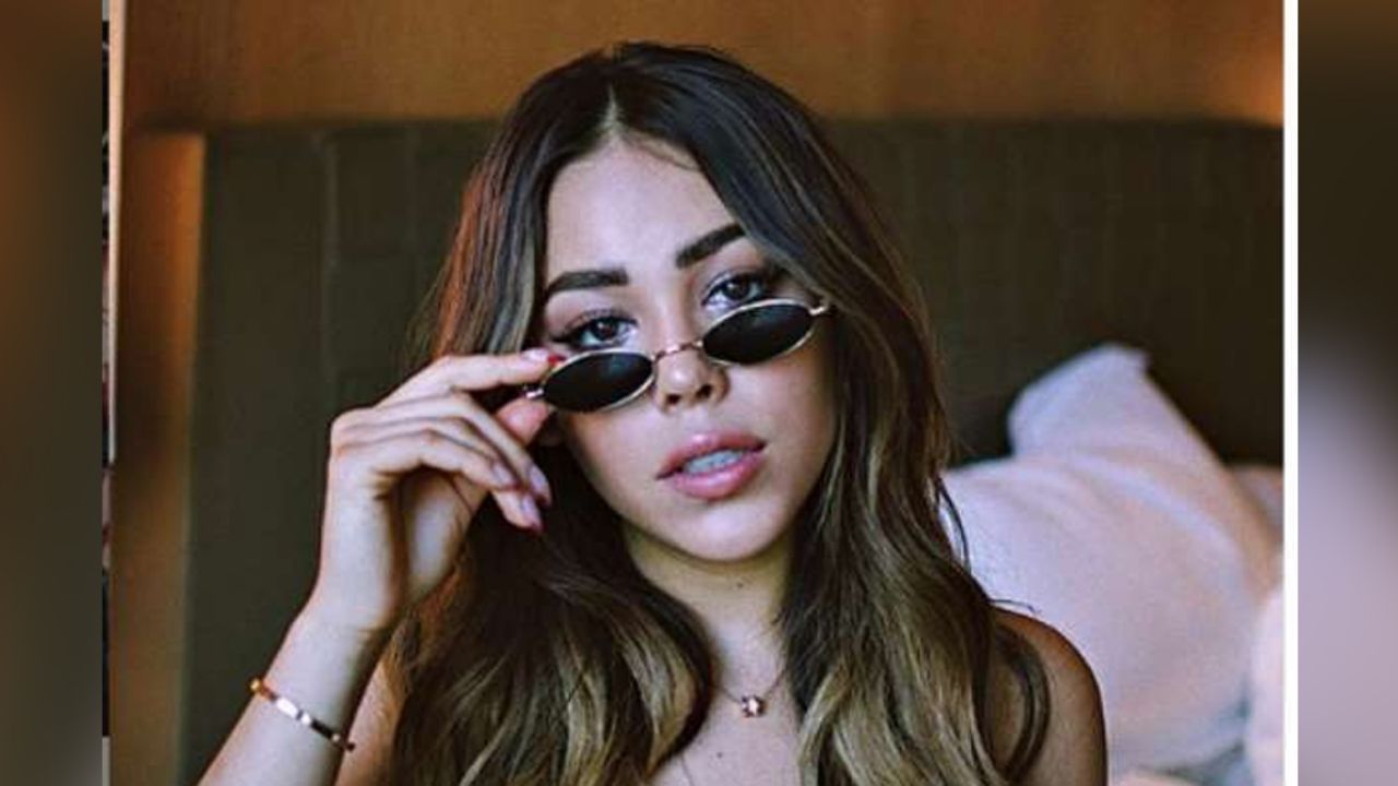 Danna Paola celebra Año Nuevo en sexy vestido y recibe halago ¿de su novia?