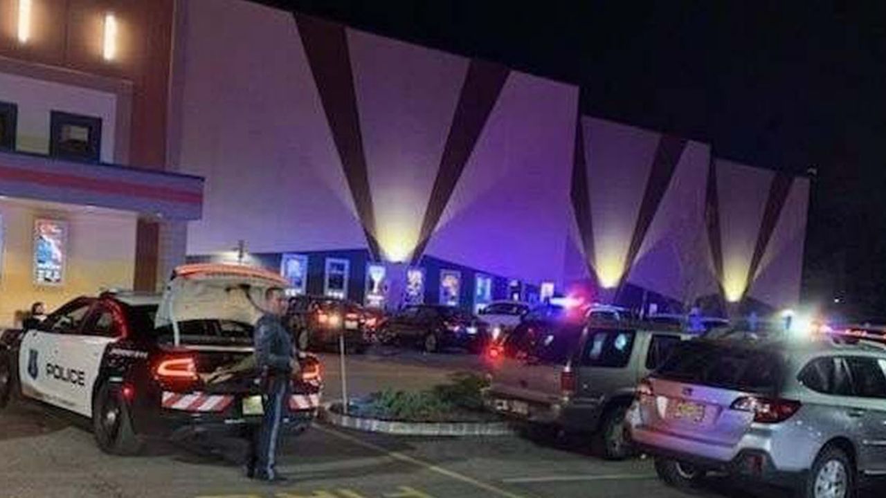 Pedida de matrimonio con pirotecnia desata pánico y movilización en EU