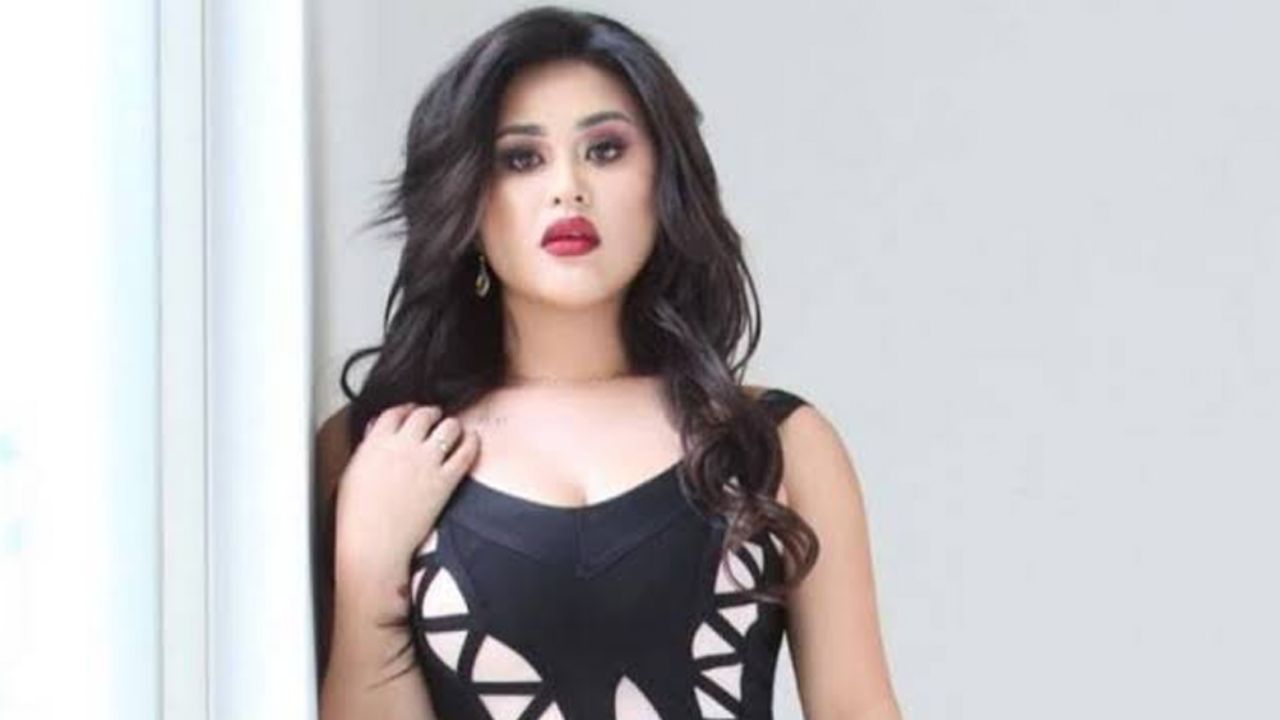 “Lo más naco que he visto”: Destrozan a ‘Gomita’ en Instagram por sus uñas