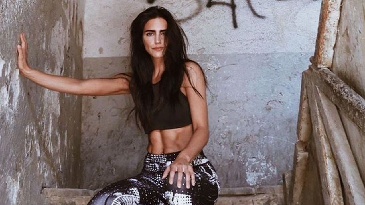 Desde las playas de California, Bárbara de Regil presume sus curvas en bikini