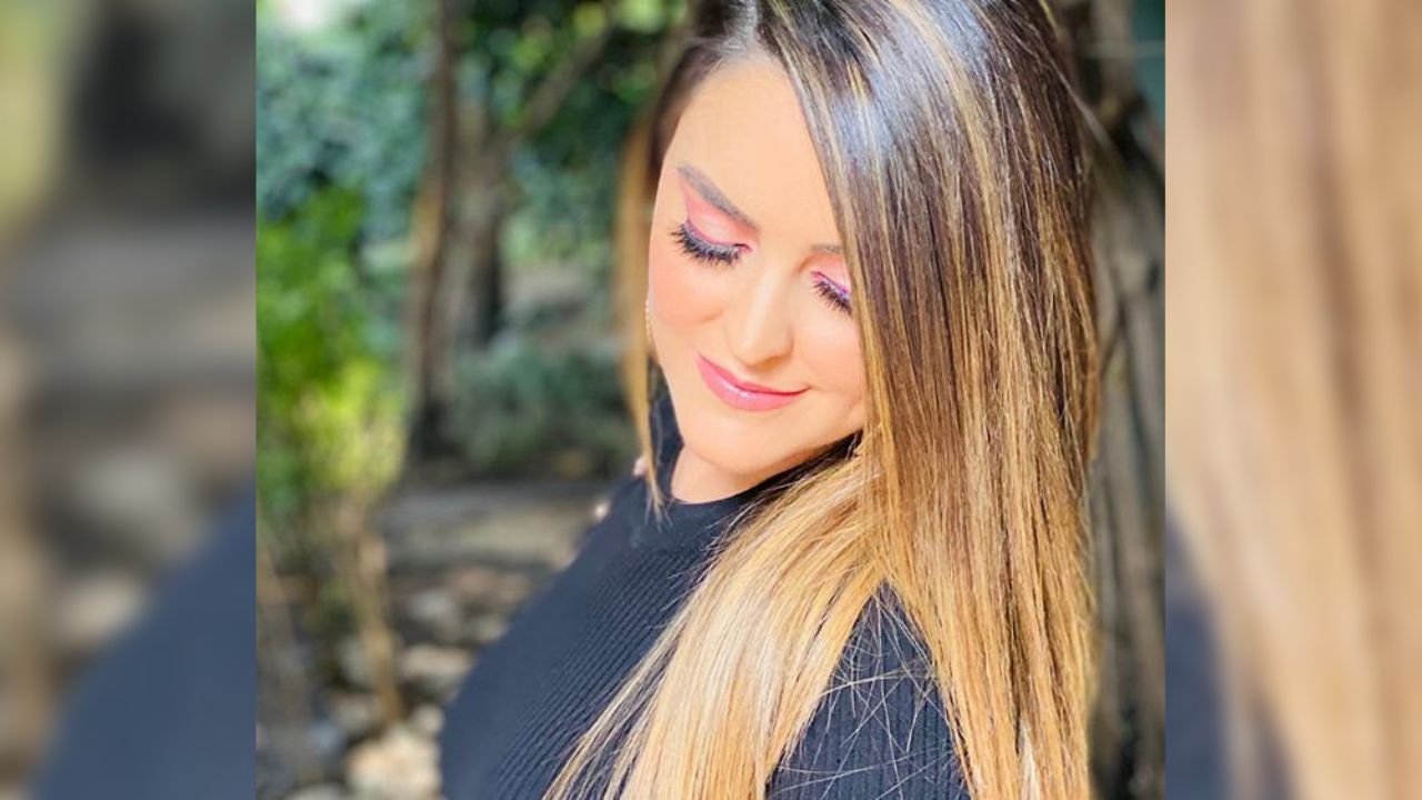 Patty López de la Cerda eleva la temperatura en traje de baño al espejo