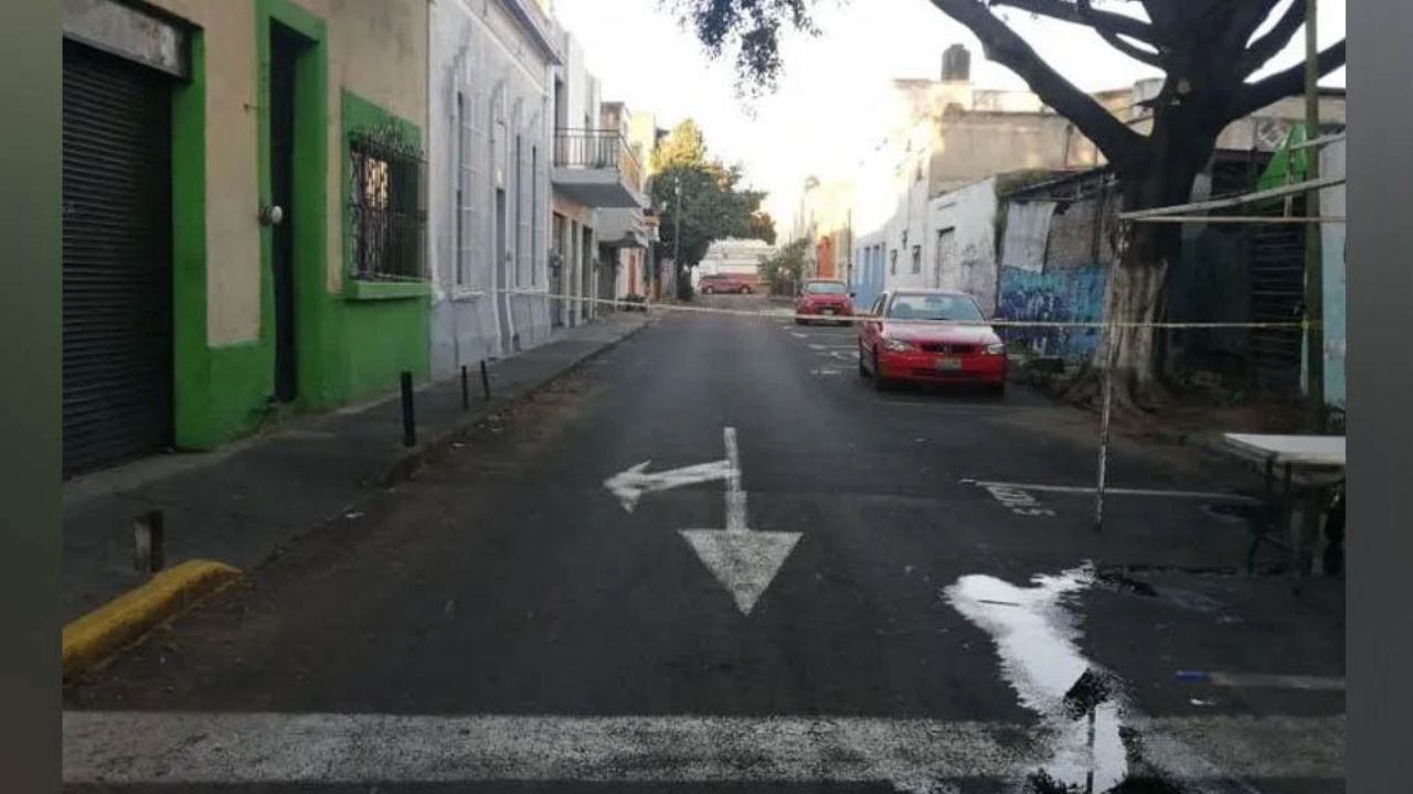 Hallan cadáver con las manos atadas y en un carro de compras en Guadalajara