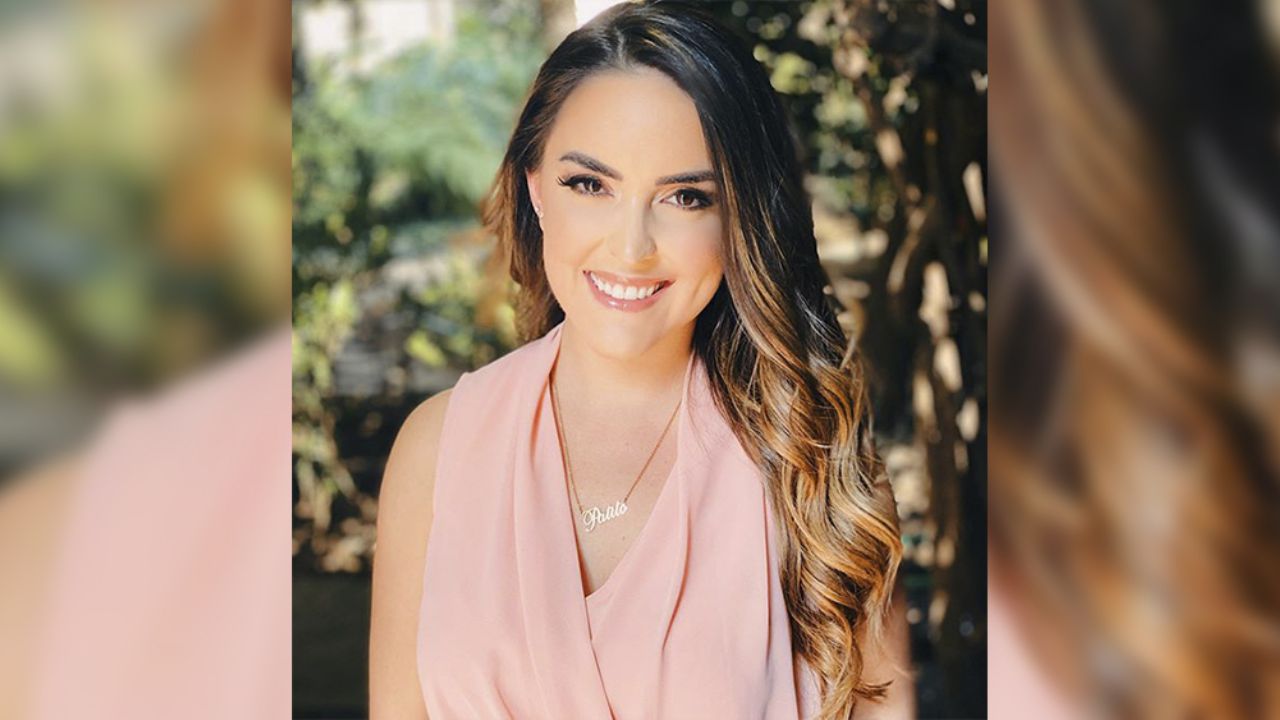 Patty López de la Cerda deja con boca abierta a usuarios al despojarse de short