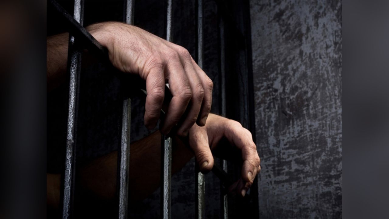 Maestro panameño recibe condena de 16 años al encontrarle pornografía infantil