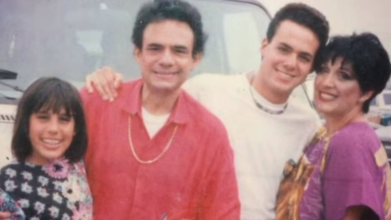 La tierna foto de José José con José Joel que Anel compartió con sus seguidores