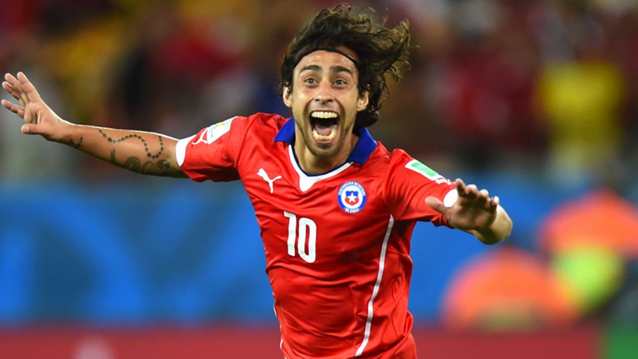 Mega fichaje para el Monarcas; Jorge Valdivia llega a la Liga MX