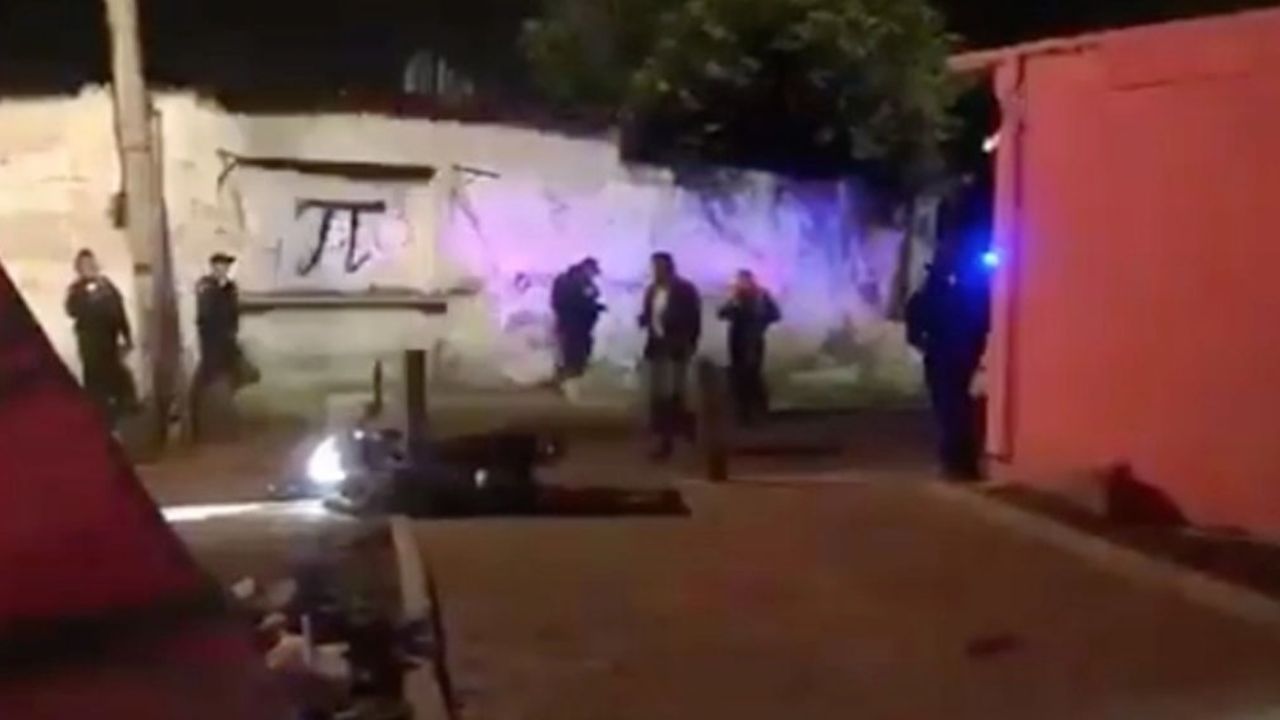 VIDEO: Justiciero anónimo mata a asaltante y lesiona a otro en CDMX