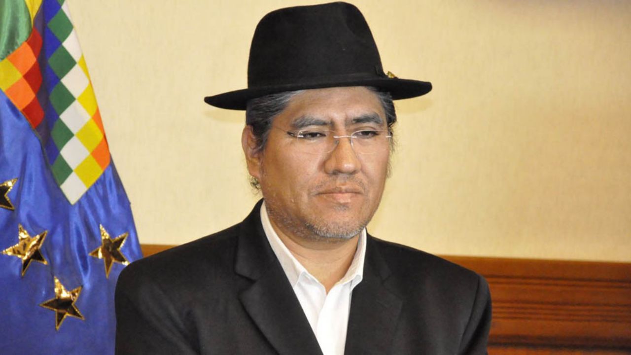 Luego de huir del país, ministro de Evo Morales confirma su regreso a Bolivia