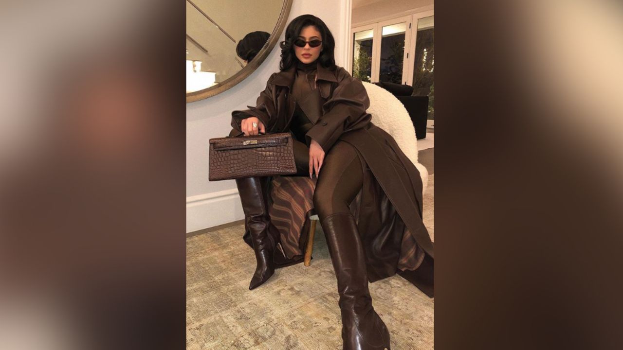 Kylie Jenner es duramente criticada por posar en vestido y no ayudar a Australia