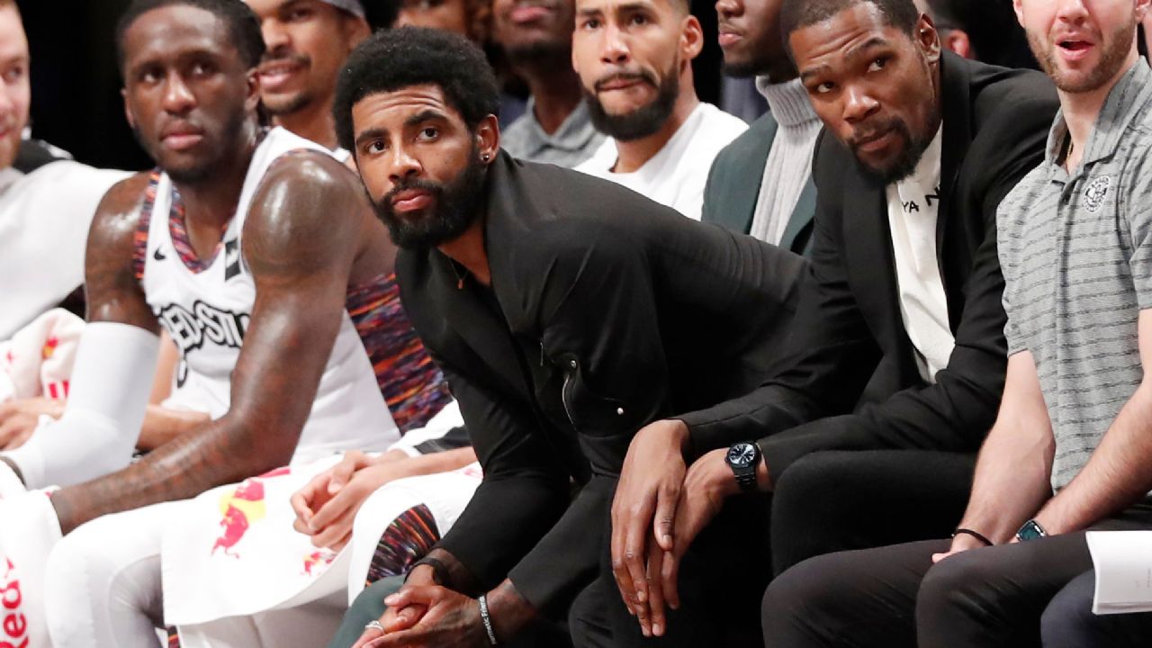 El basquetbolista, Kyre Irving, no descarta entrar al quirófano por lesión