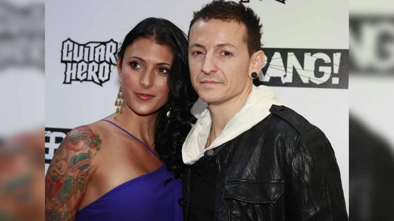 Viuda de Chester Bennington se casa a dos años de la muerte del cantante