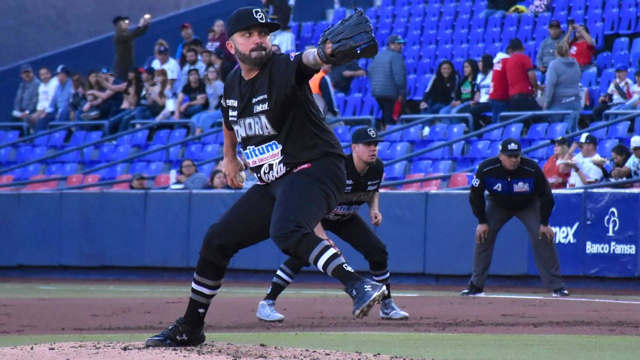 Los Yaquis apalean como visitantes a los Sultanes y alistan la escoba