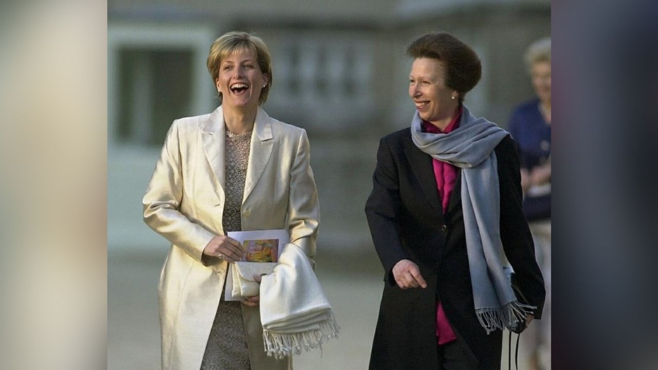 Regalo de terror: Lady Di y el presente a Ana que “horrorizó” a la familia real