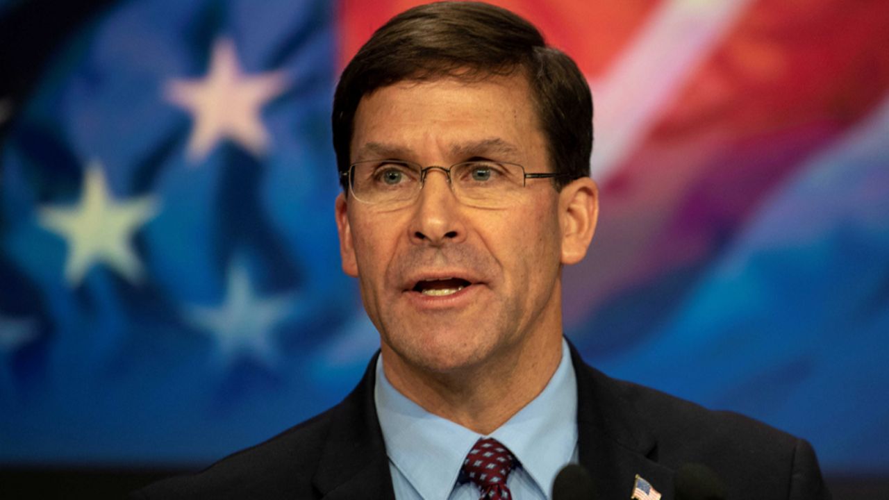 Jefe del Pentágono niega el retiro de las tropas estadounidenses en Irak