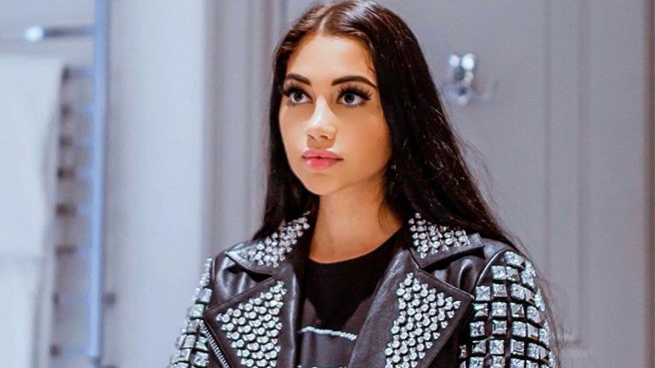 VIDEO: Jailyne Ojeda protagoniza sexy baile en ‘encarnado’ atuendo azul