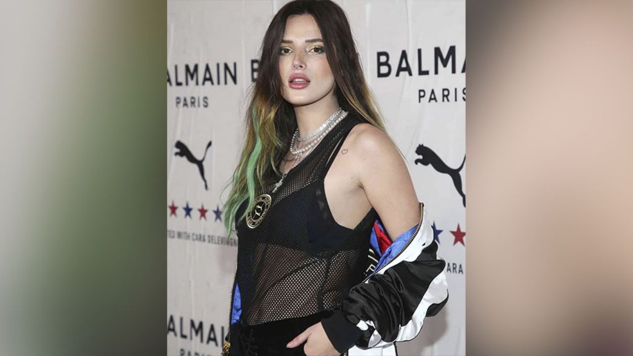 Bella Thorne impacta a sus seguidores al imponer con un elegante vestido