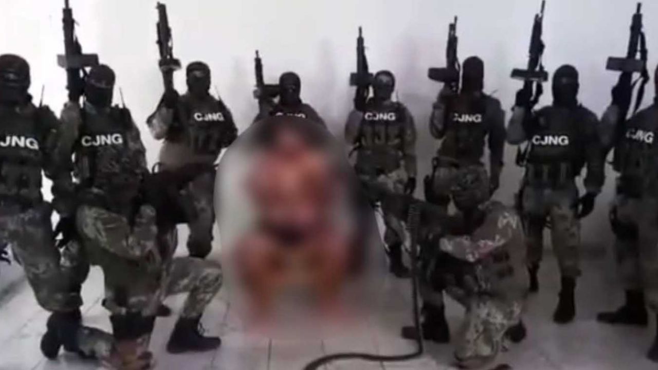 El Cártel Jalisco Nueva Generación reparte regalos por Día de Reyes