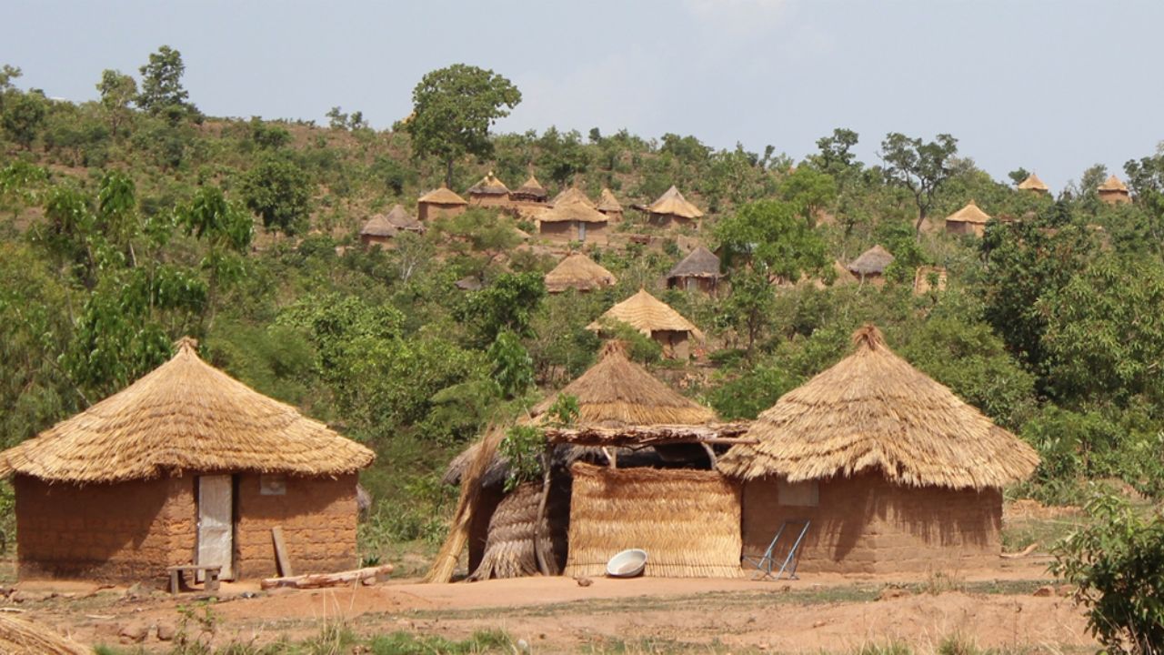 Nueve niños mueren a causa de granada activa en frontera de Camerún y Nigeria