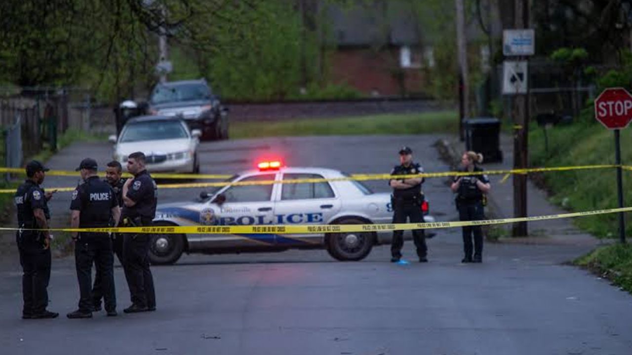 Locuras por amor: Hombre pide ser encarcelado con su novia para ayudarla