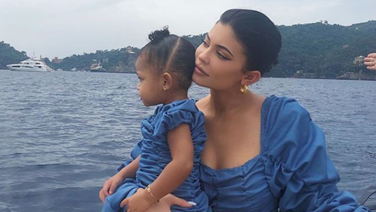 Kylie Jenner revela foto inédita del embarazo que mantuvo en secreto