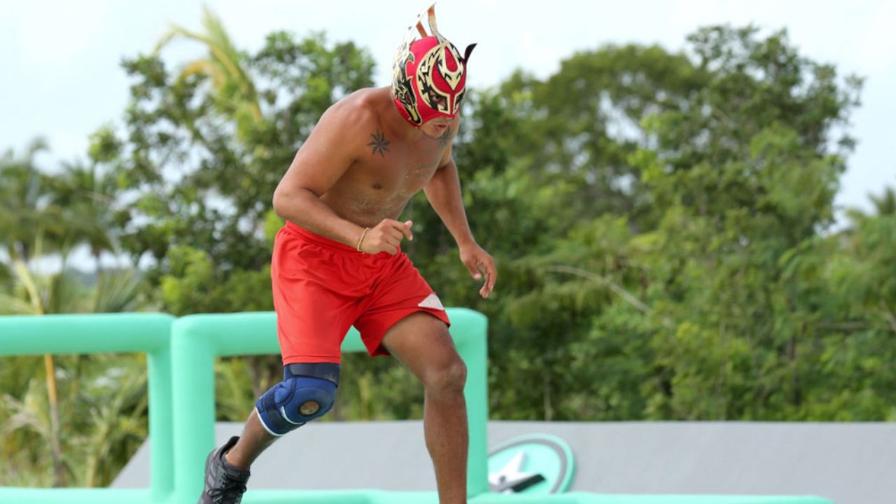 Famoso luchador sufre una impactante lesión durante circuito de ‘Exatlón’