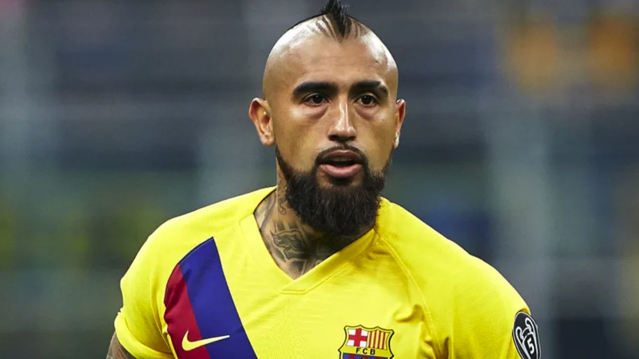 Arturo Vidal se quedaría en Barcelona; es presionado por los “pesos pesados”