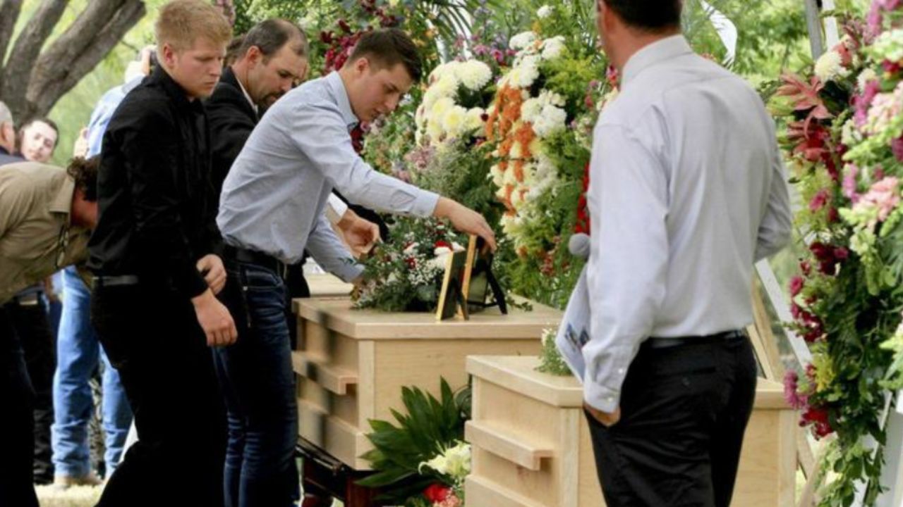 “Los LeBarón se han portado muy bien”: AMLO confirma fecha de reunión