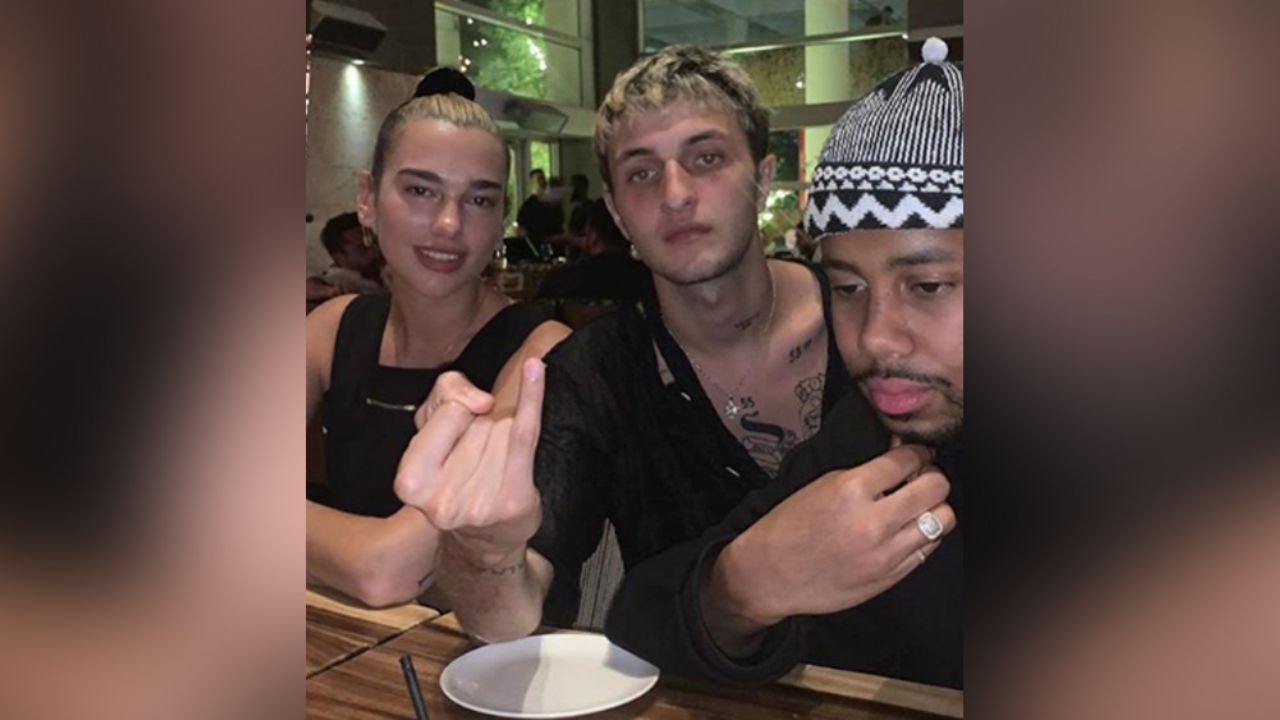 Dua Lipa se muestra muy amorosa con hombre que no es Anward Hadid