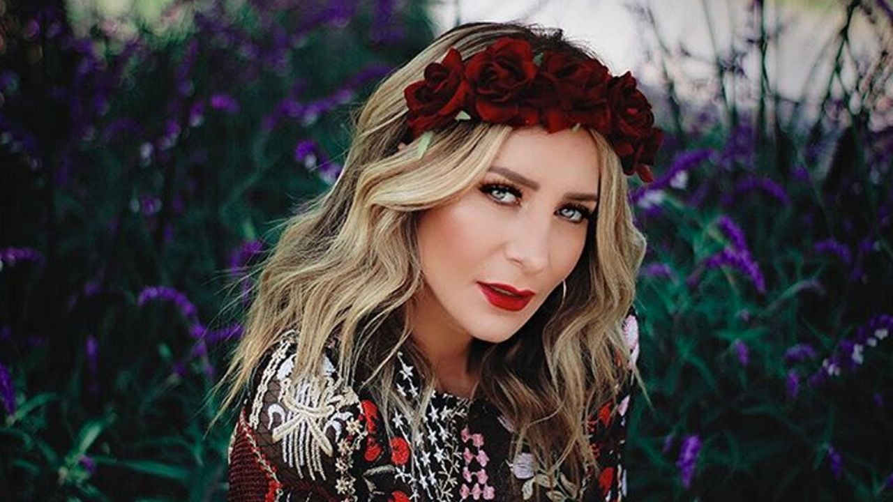 ¿Boda en camino? Geraldine Bazán presume increíble vestido de novia