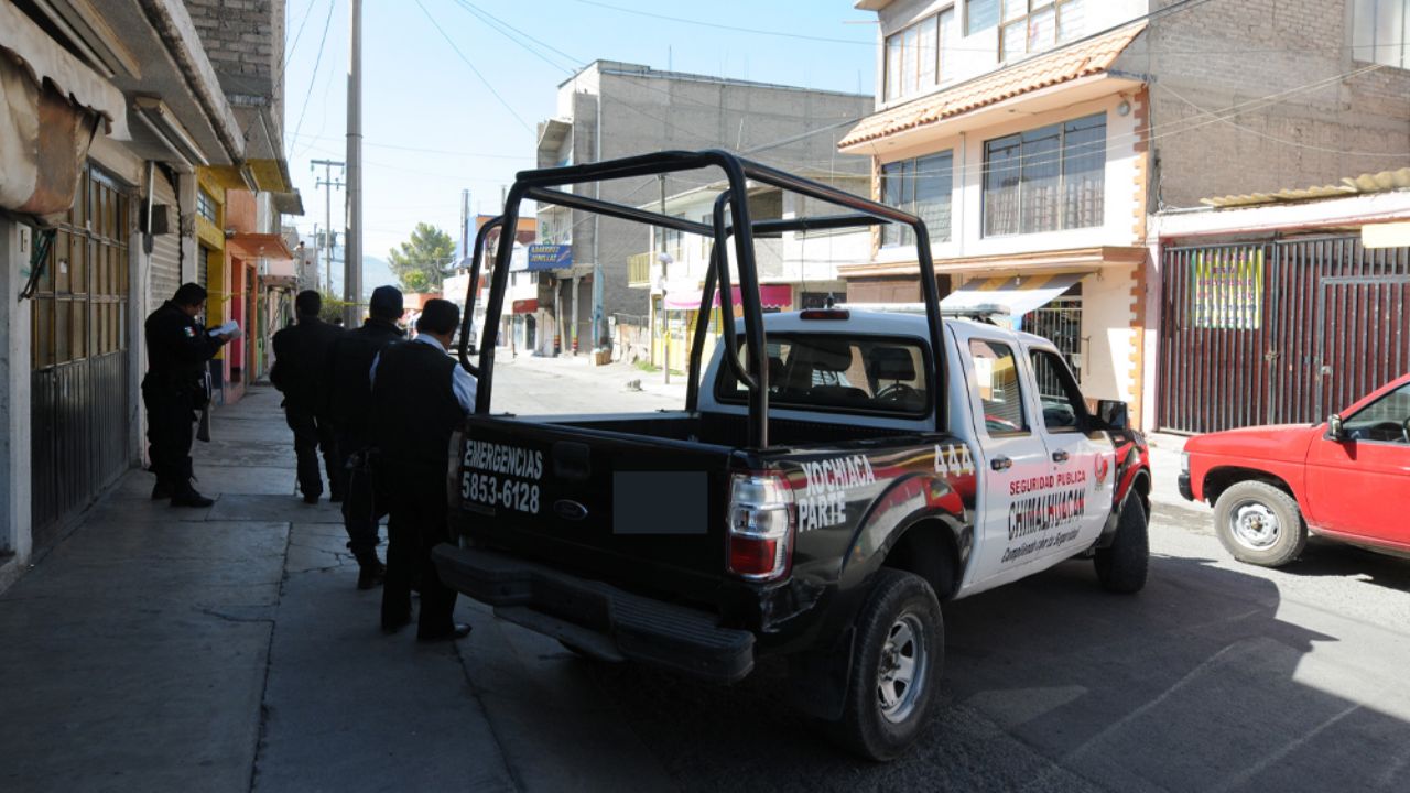 Policías de Chimalhuacán impiden labor de dos fotoperiodistas y los golpean