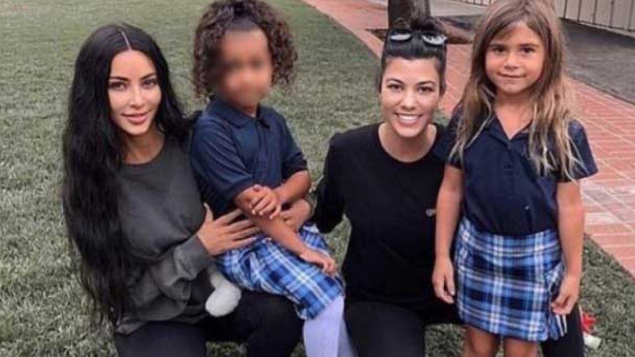 La hija de Kourtney Kardashian luce costoso abrigo de más de mil dólares