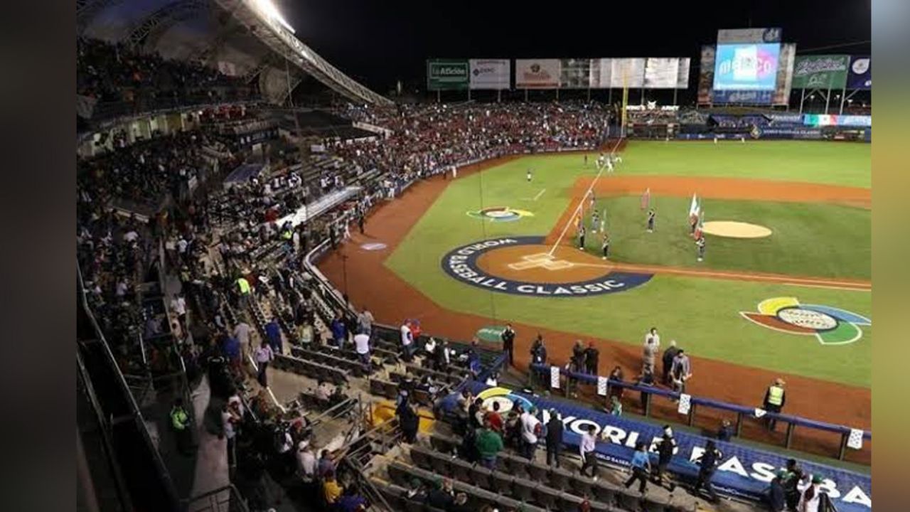 Ídolos Tapatíos sorprenden al visitar el Estadio de los Charros