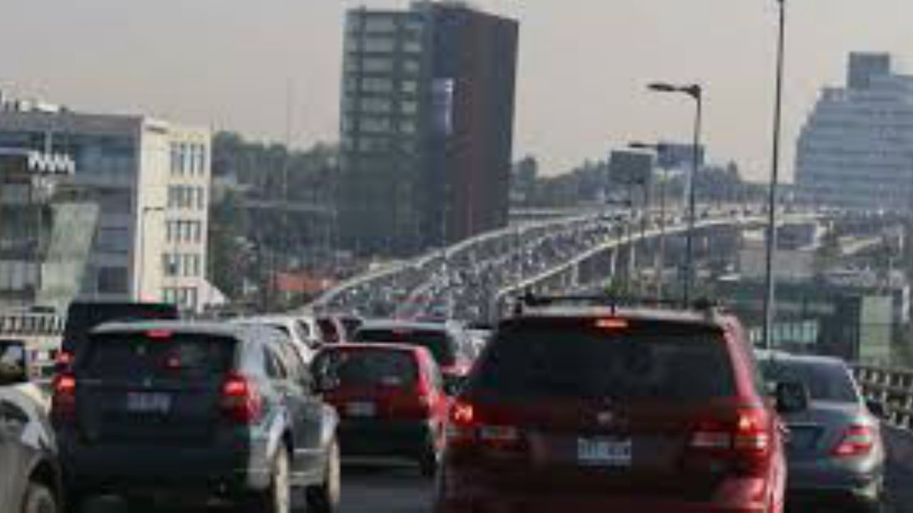 Hoy No Circula sabatino para este 11 de enero en CDMX ¡Evita una multa!