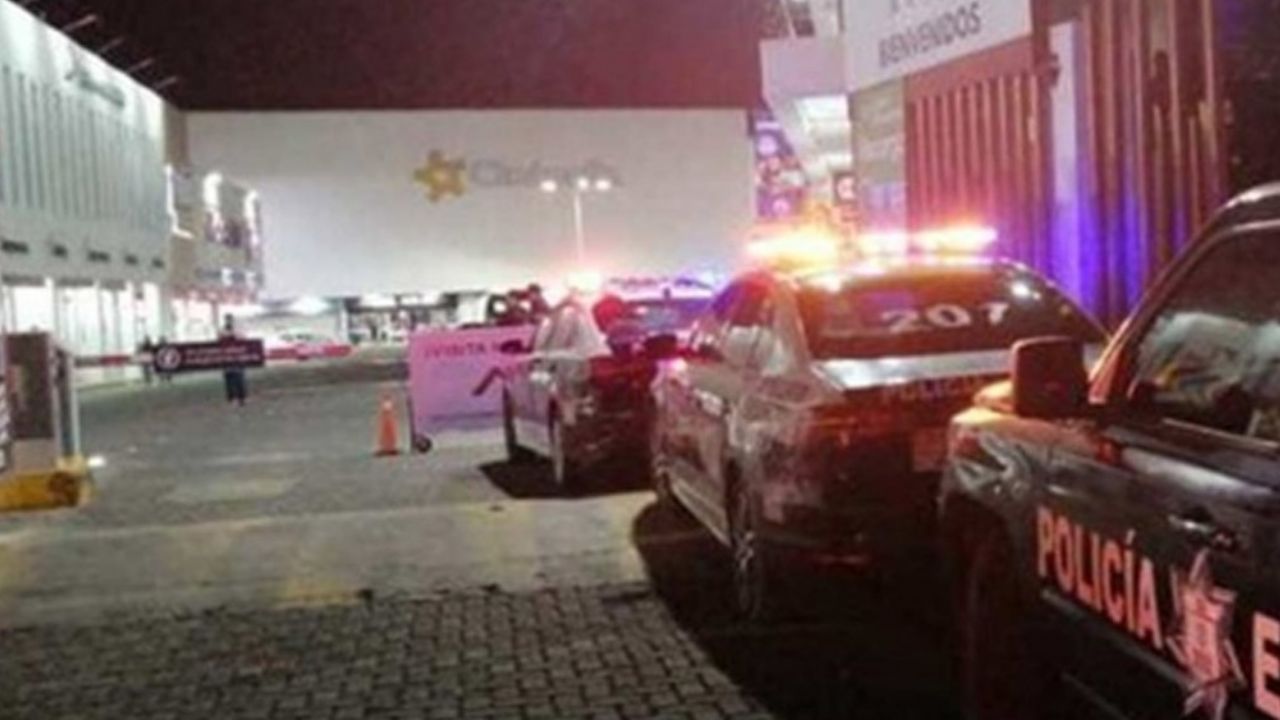 Se desata balacera en plaza comercial de Los Reyes La Paz; 1 muerto y 2 heridos