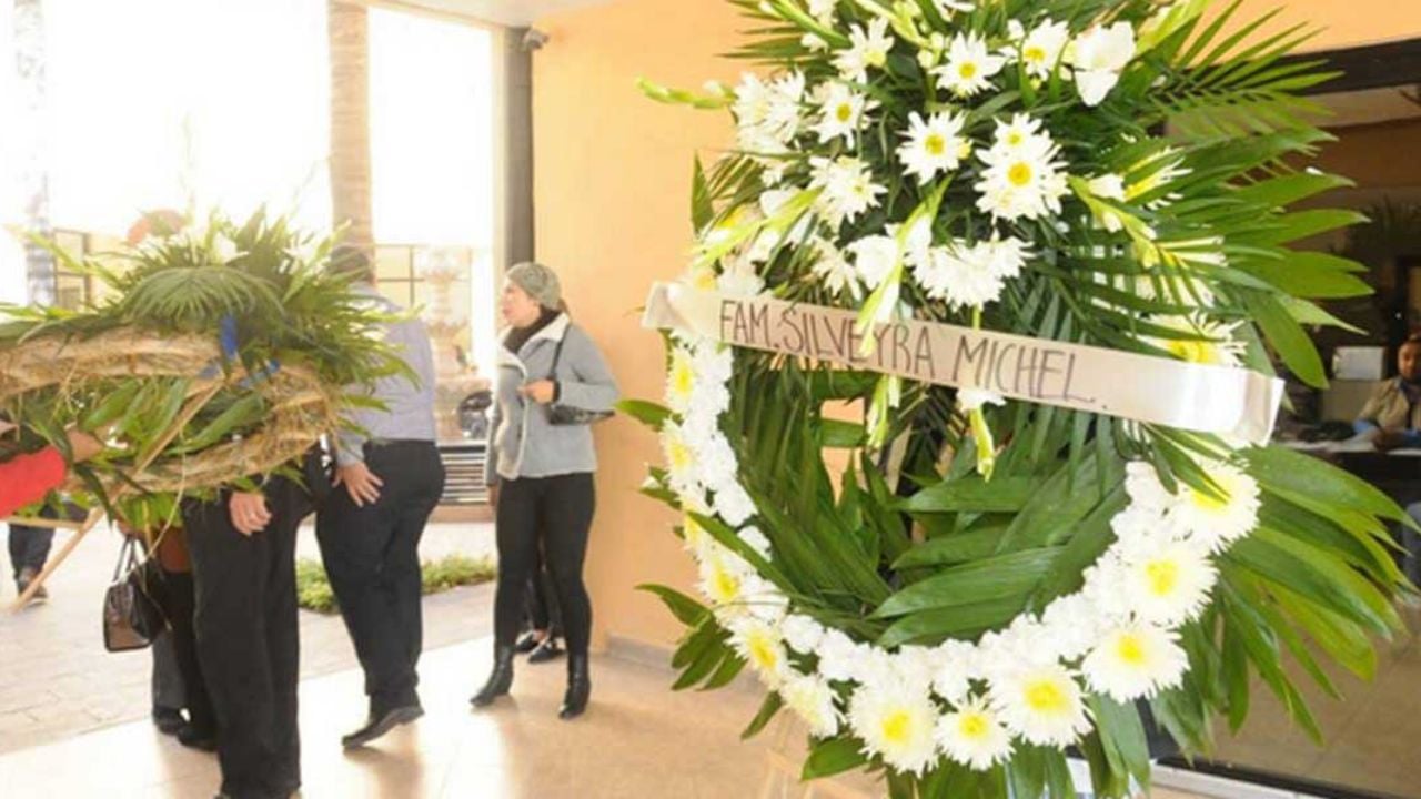 El triste último adiós de la maestra fallecida en tiroteo de Coahuila