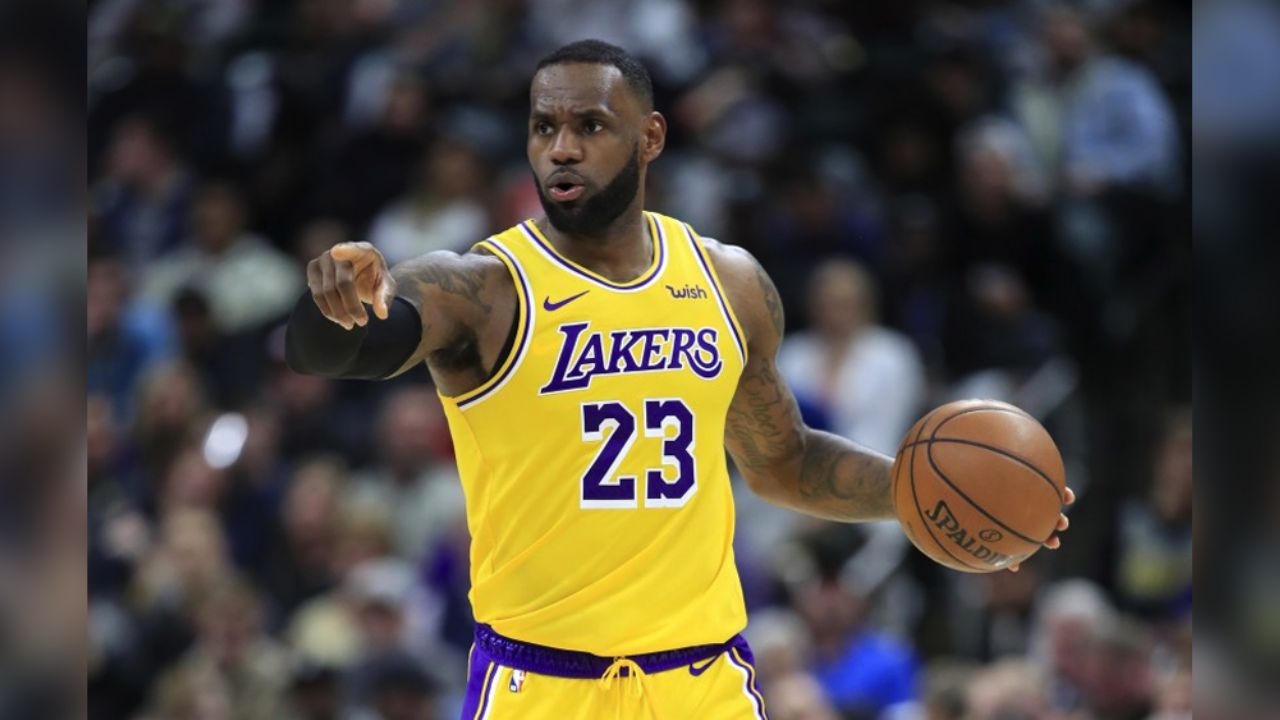 NBA: LeBron James deja atrás marca histórica puesta por Michael Jordan